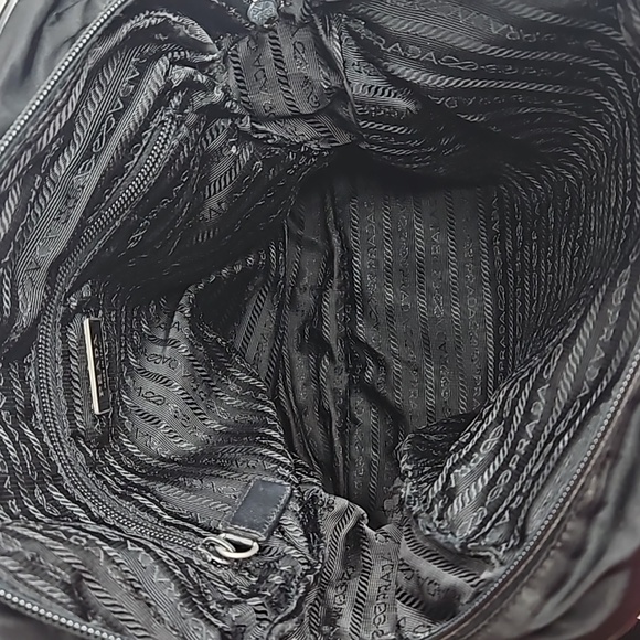 Authentic Prada Nero Tessuto Crossbody Bag - Picture 11 of 16